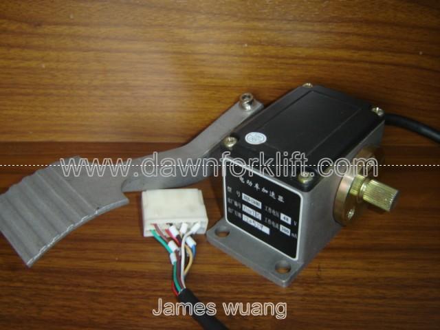 JSQD-124/001 0-5V Electronic Foot Pedals Forklift Throttle Accelerator Curtis Controller