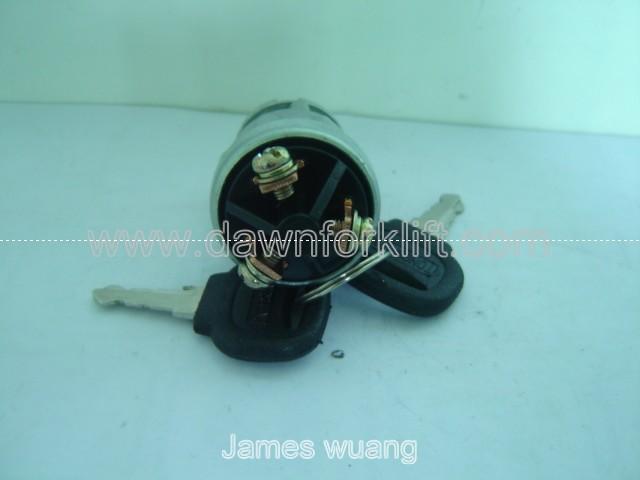 Forklift Key Switch 3 Terminals 3 Position Cast Aluminum Ignition Switch, On/Off Switch 