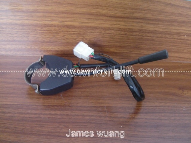 3 Wire Self Locked Turn Light Switch / Turn Signal Switch For Electronic Forklift Truck